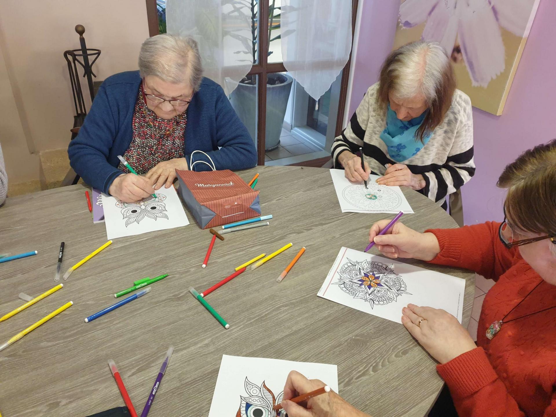Atelier mandalas - le 14 juillet